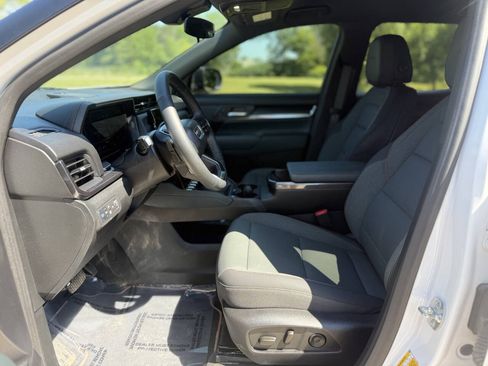 Used 2026 GMC Terrain AT4 AWD/4WD image 9