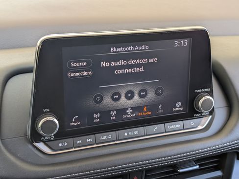 Used 2023 Nissan Rogue SV FWD image 28