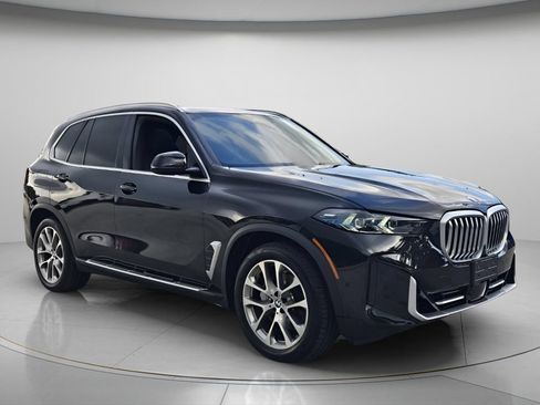 Used 2026 BMW X5 xDrive40i AWD/4WD image 9