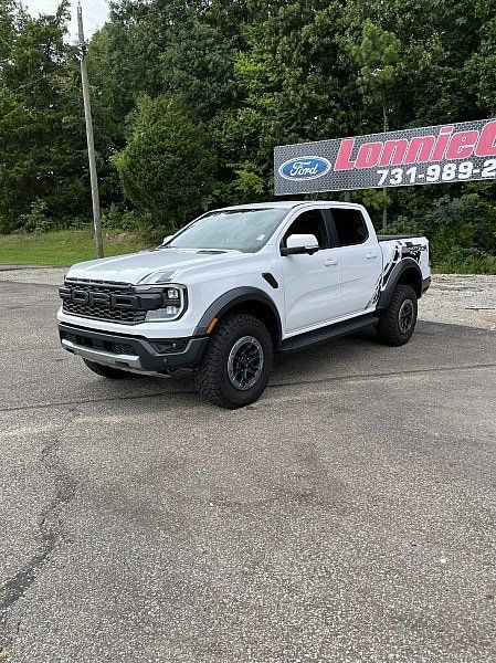 Used 2025 Ford Ranger Raptor AWD/4WD image 3