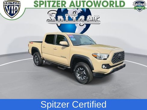 Used 2020 Toyota Tacoma TRD Off-Road AWD/4WD image 2