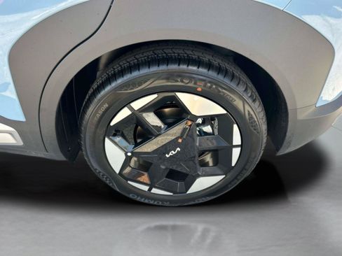 New 2027 Kia Seltos S FWD image 32