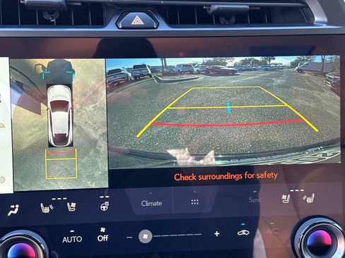 New 2026 Lexus RZ 350e image 23