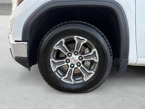 Used 2025 GMC Sierra 1500 SLT RWD image 23