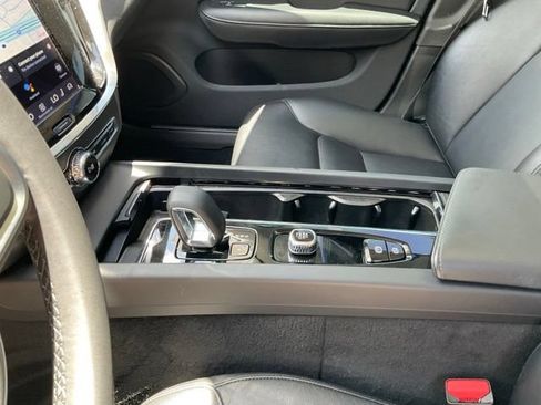 Certified 2024 Volvo S60 B5 Core AWD/4WD image 15