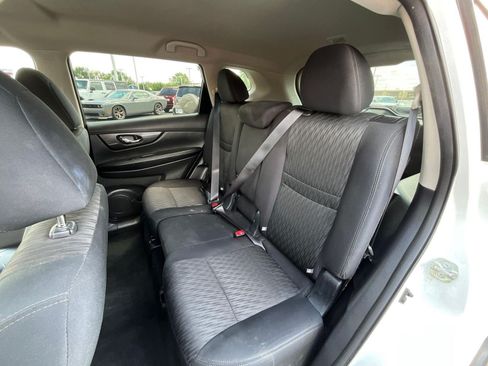 Used 2018 Nissan Rogue SV w/ Premium Package AWD/4WD image 20