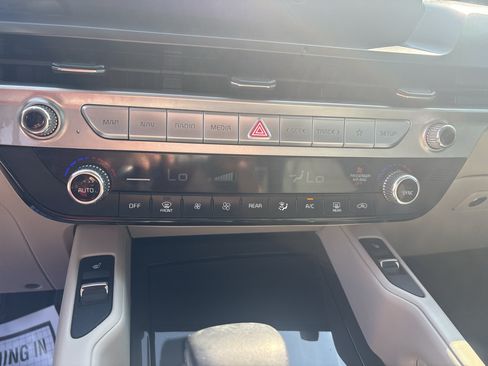 Used 2024 Kia Telluride S w/ S Sunroof Package AWD/4WD image 16