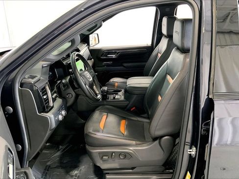 Used 2023 GMC Sierra 1500 AT4 w/ AT4 Premium Package AWD/4WD image 18