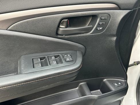 Used 2022 Honda Passport TrailSport image 19