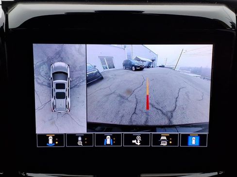 Used 2023 Chevrolet Traverse Premier w/ Redline Edition image 21