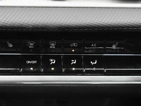 New 2026 Chevrolet Equinox LT image 18