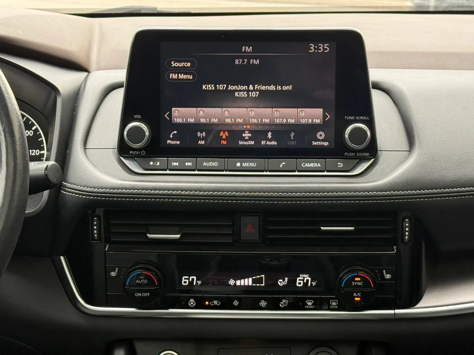 Used 2021 Nissan Rogue SV w/ Premium Package AWD/4WD image 16