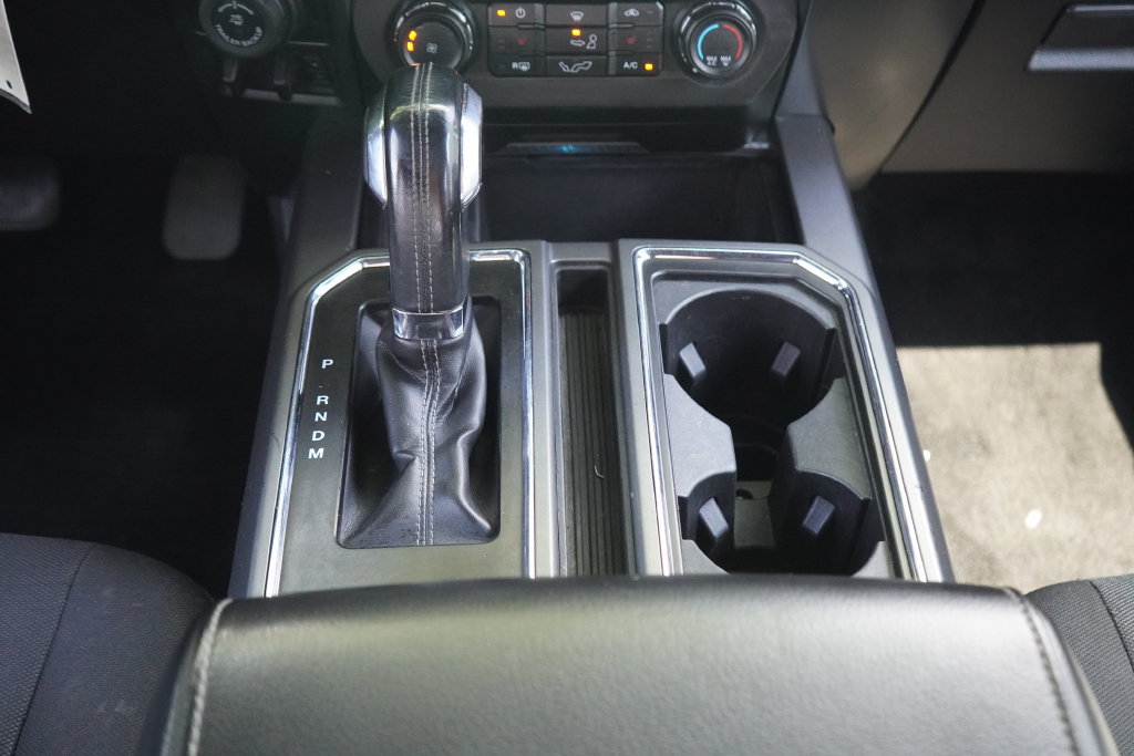 Used 2018 Ford F150 XLT w/ Equipment Group 302A Luxury AWD/4WD image 21