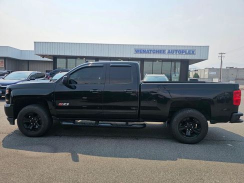 Used 2016 Chevrolet Silverado 1500 LT w/ Midnight Edition AWD/4WD image 2