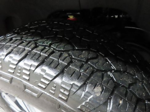 Used 2024 GMC Sierra 2500 Denali w/ Denali Reserve Package image 7