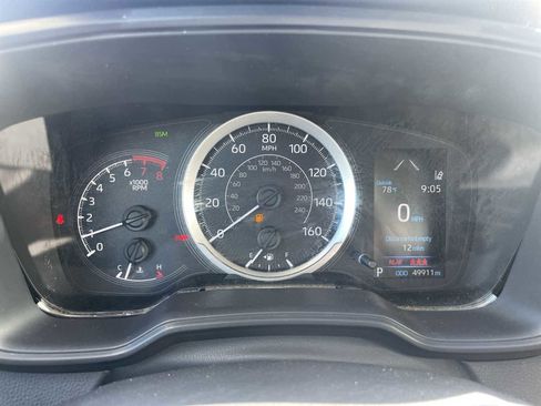 Used 2022 Toyota Corolla LE image 10