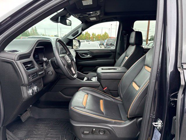 Used 2024 GMC Yukon XL AT4 w/ AT4 Premium Package AWD/4WD image 13