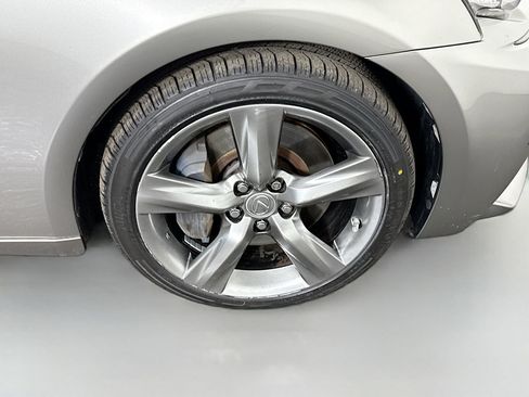 Used 2016 Lexus IS 350 image 32
