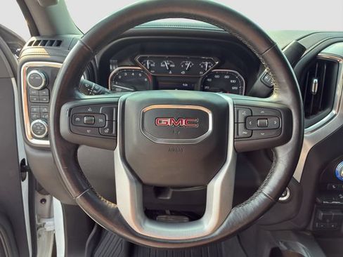 Used 2021 GMC Sierra 1500 SLT w/ SLT Premium Package AWD/4WD image 16