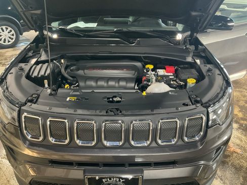 Used 2022 Jeep Compass Latitude image 29