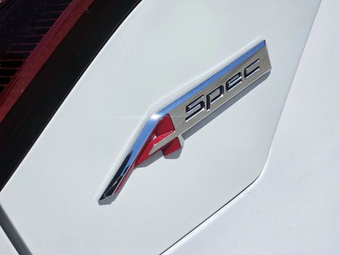 Used 2023 Acura MDX A-Spec image 7