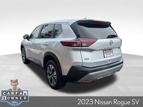 Used 2023 Nissan Rogue SV image 8