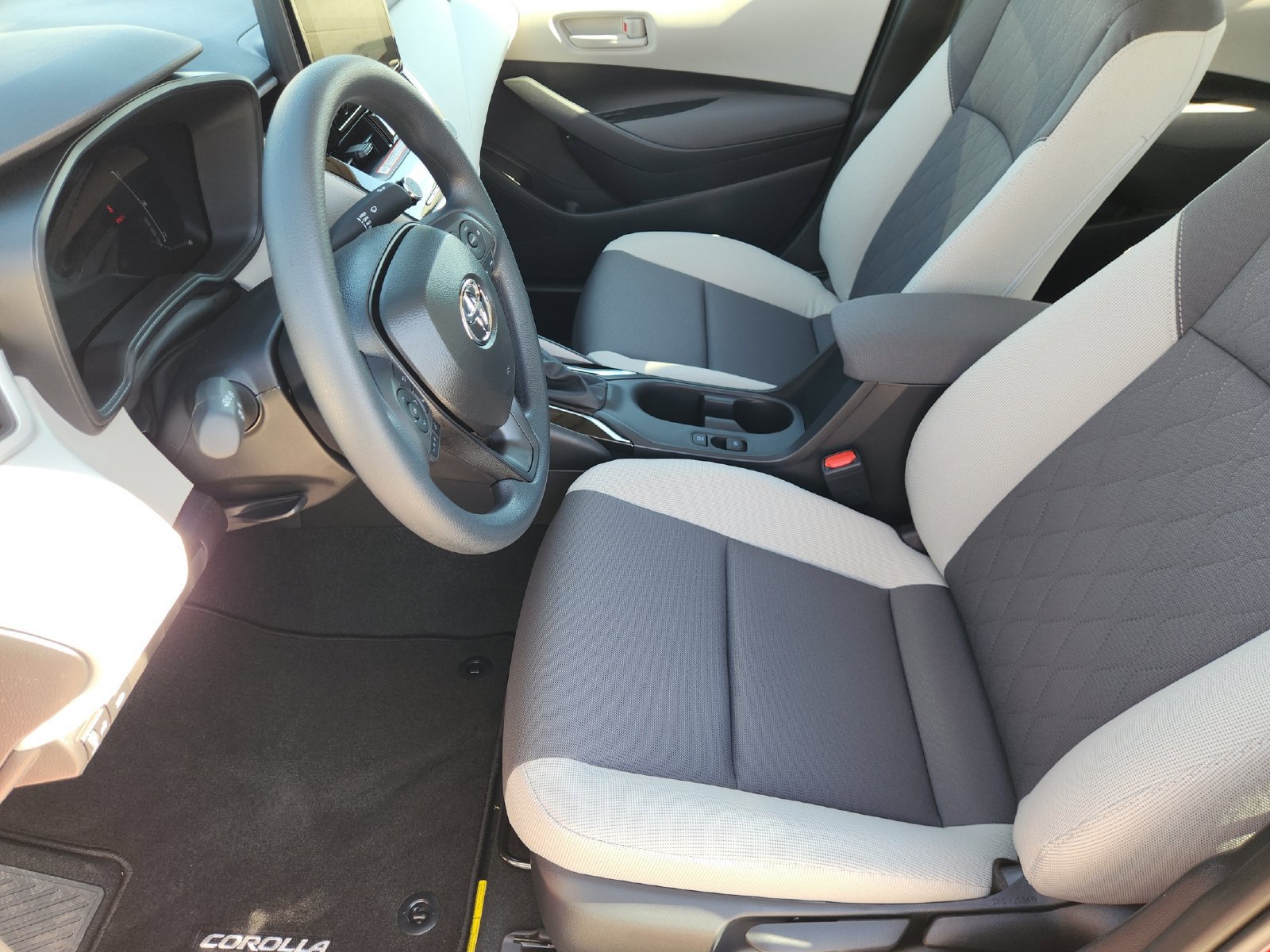 New 2027 Toyota Corolla LE FWD image 14