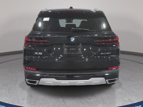 Used 2026 BMW X5 sDrive40i w/ Premium Package RWD image 7