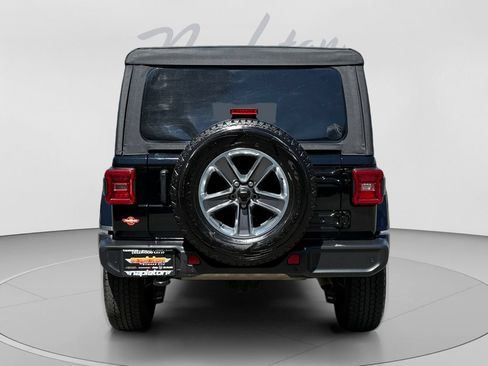 Certified 2022 Jeep Wrangler Unlimited Sahara w/ Cold Weather Group AWD/4WD image 4