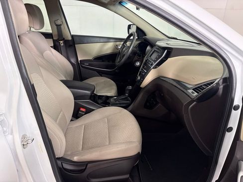 Used 2018 Hyundai Santa Fe Sport FWD image 9