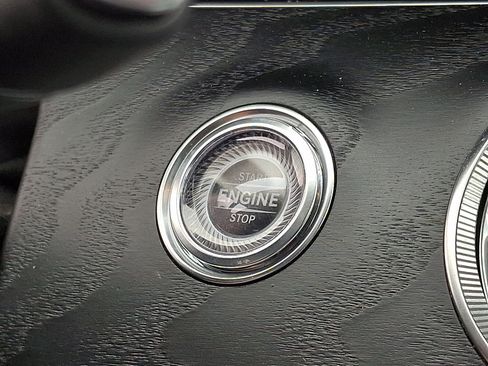 Used 2018 Mercedes-Benz E 400 4MATIC Cabriolet image 22
