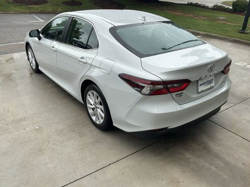 Used 2023 Toyota Camry LE w/ Convenience Package FWD image 8