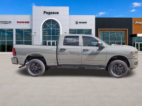 New 2026 RAM 2500 Tradesman AWD/4WD image 7