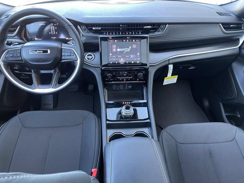 New 2026 Jeep Grand Cherokee Laredo X AWD/4WD image 25