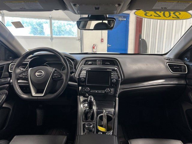 Used 2023 Nissan Maxima Platinum w/ Sport Mat Group FWD image 16