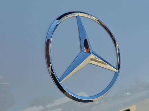 New 2026 Mercedes-Benz GLA 250 4MATIC image 23