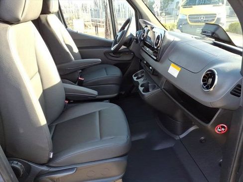 New 2026 Mercedes-Benz Sprinter 2500 image 17