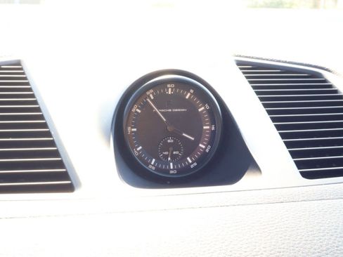 Certified 2023 Porsche Cayenne S image 28