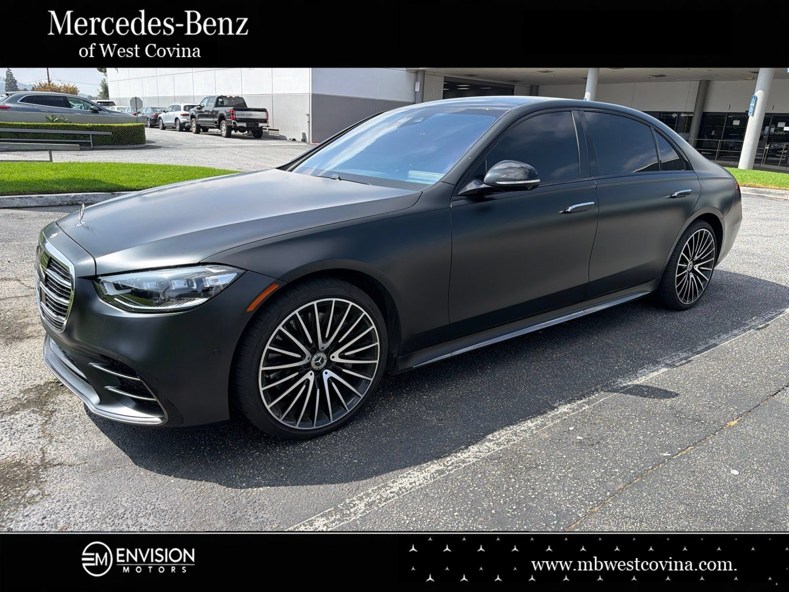 Used 2023 Mercedes-Benz S 580 4MATIC Sedan image 1