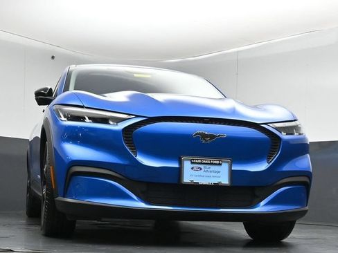 Certified 2025 Ford Mustang Mach-E Select w/ Comfort Package Lite AWD/4WD image 36