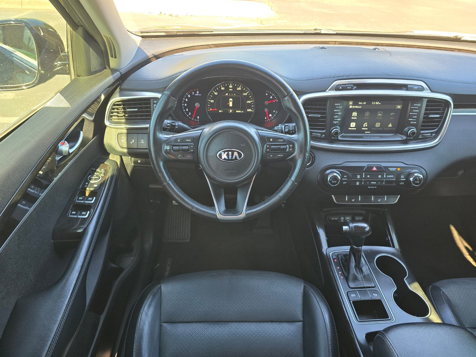 Used 2017 Kia Sorento EX w/ EX V6 Premium Package FWD image 16