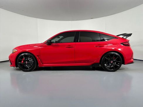 Used 2023 Honda Civic Type R image 5