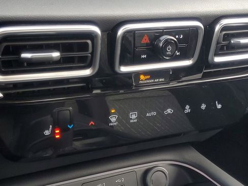 New 2026 Nissan Sentra SV w/ SV Convenience Package FWD image 21