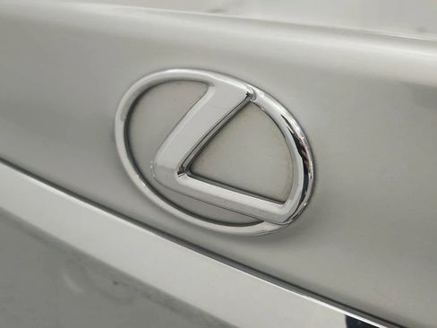 Used 2014 Lexus ES 350 w/ Luxury Package FWD image 33
