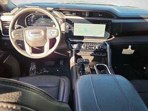 Used 2024 GMC Sierra 1500 Denali w/ Denali Reserve Package AWD/4WD image 19
