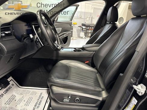 Used 2024 Maserati Grecale GT image 12