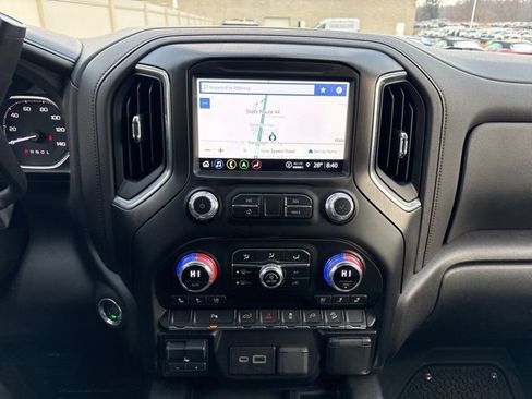 Used 2023 GMC Sierra 3500 AT4 w/ AT4 Preferred Package image 5