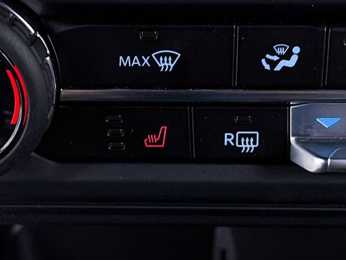 Used 2023 Ford Bronco Wildtrak AWD/4WD image 28