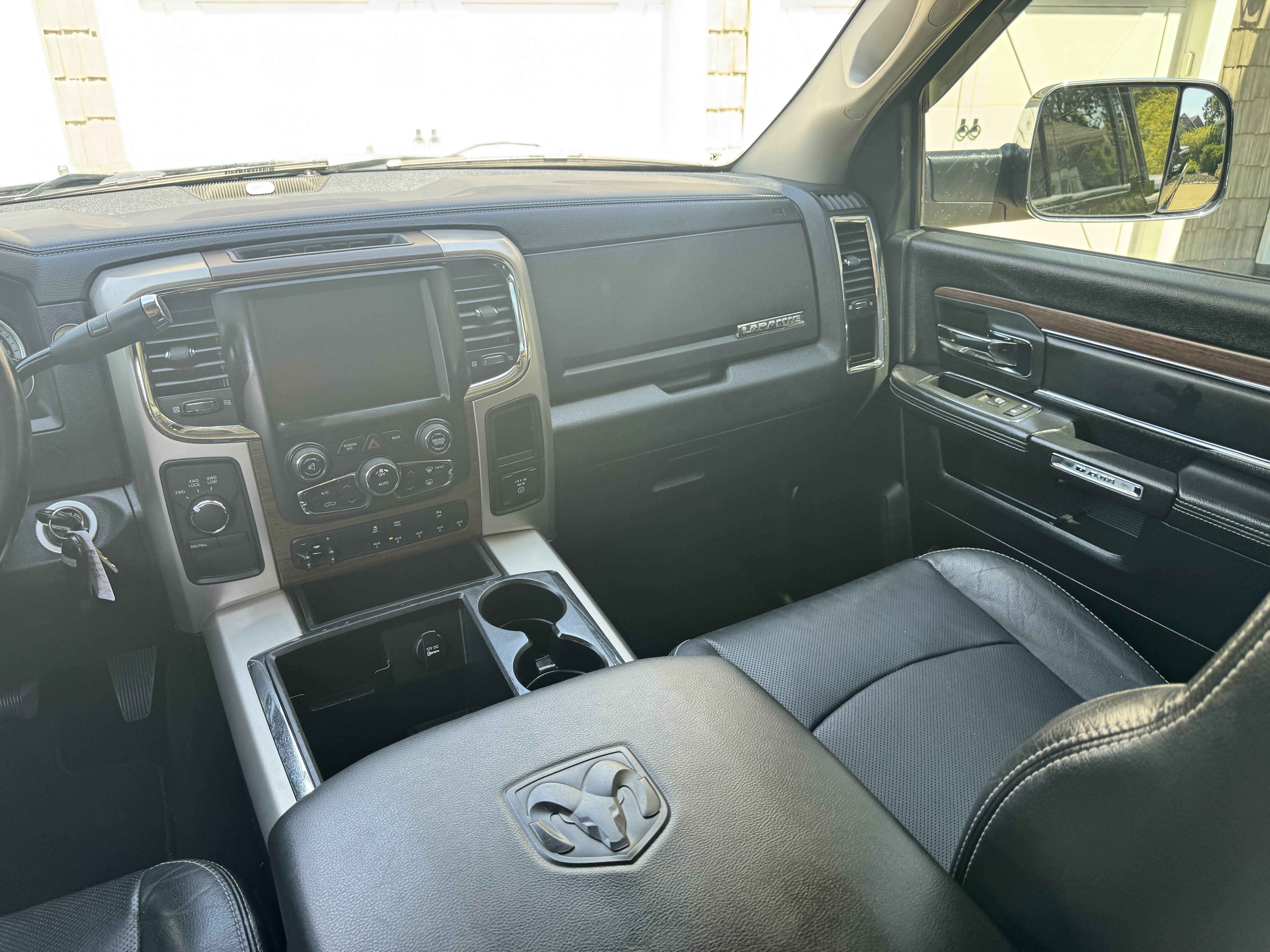Used 2015 RAM 2500 Laramie w/ Snow Chief Group AWD/4WD image 18