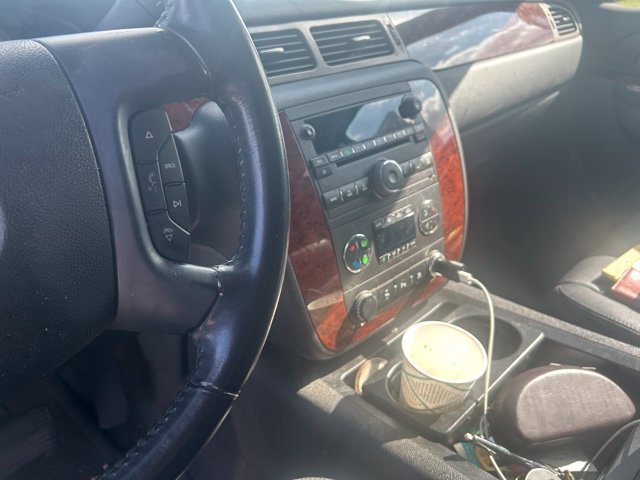 Used 2010 Chevrolet Avalanche LT w/ Texas Edition RWD image 11